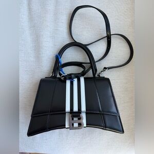 BALENCIAGA - X Adidas Hourglass Leather Top Handle Bag